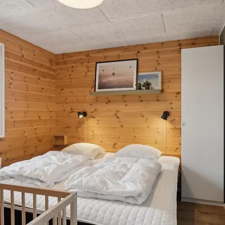 Neele - 800m From The Sea By Interhome 別荘