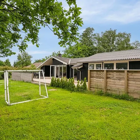 Neele - 800m From The Sea By Interhome * Glesborg