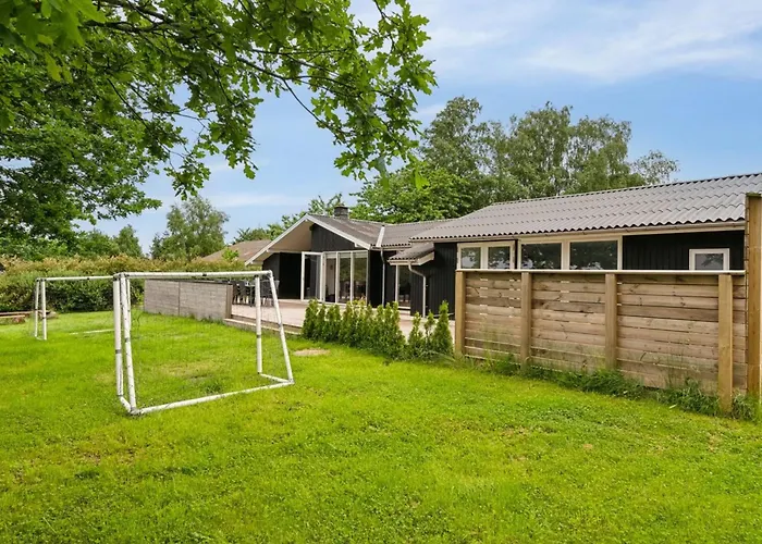 Neele - 800m From The Sea By Interhome * Glesborg